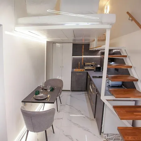 Izabella Design Loft Apartment
